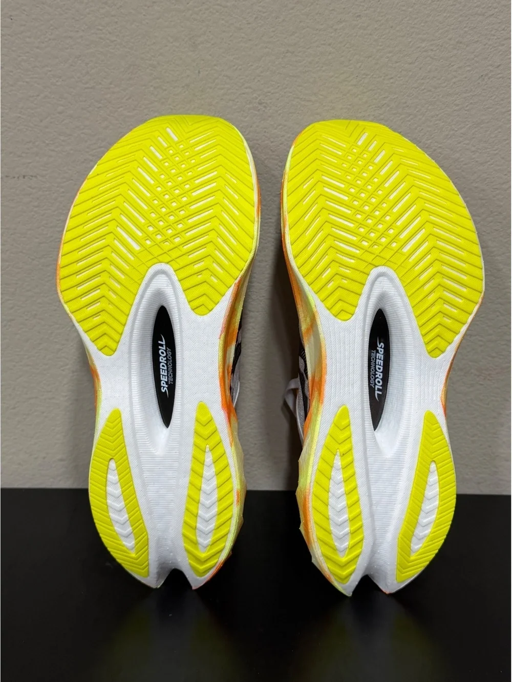 Size 7M/8.5 Women - Saucony Endorphin Pro 4 “Fog Peel”